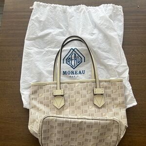 PRISTINE Moreau Saint Tropez tote PM with dust bag and authentication card